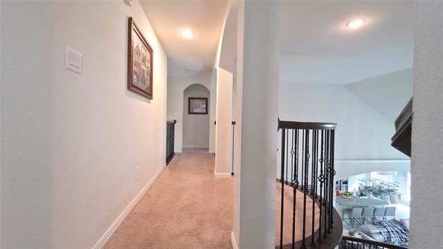 Building Photo - 358 Llano Dr