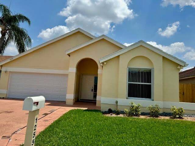 Building Photo - 1255 Waterway Cove Dr