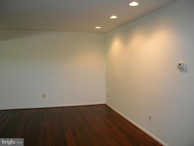 Building Photo - 5708 Exeter Hill Way