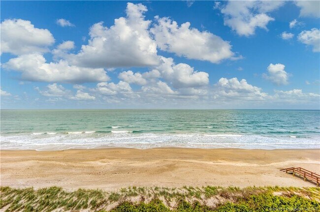Building Photo - 9400 S Ocean Dr