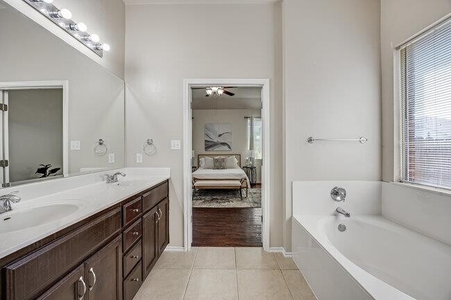 Building Photo - 4001 Veiled Falls Dr