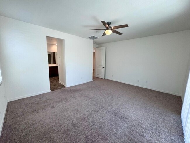 Building Photo - COMING SOON! Beautiful 4 bedroom Single St...