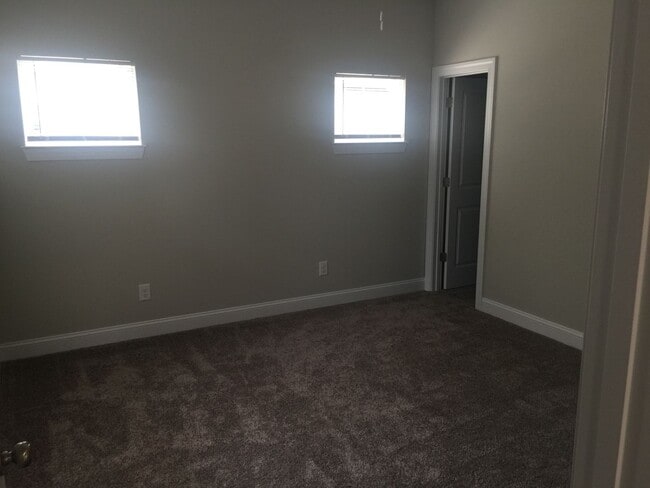 Building Photo - 5031 A Peachtree Ave