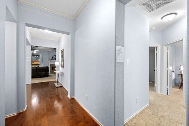 Building Photo - 8338 Whisper Point Dr