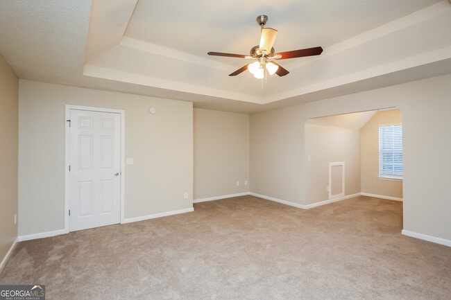 Building Photo - 5875 Sunflower Ct