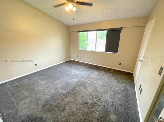 Building Photo - 8135 Southgate Blvd