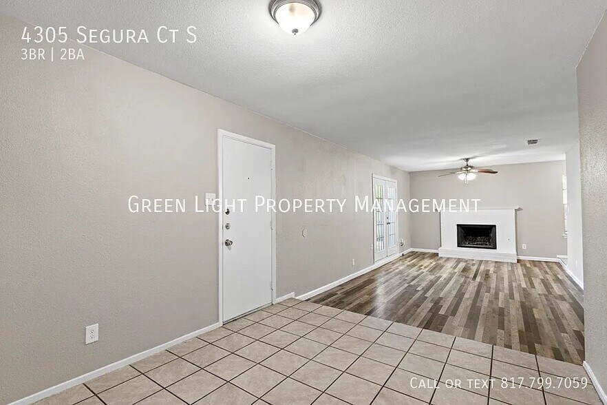 Building Photo - Room in Duplex on Segura Ct S