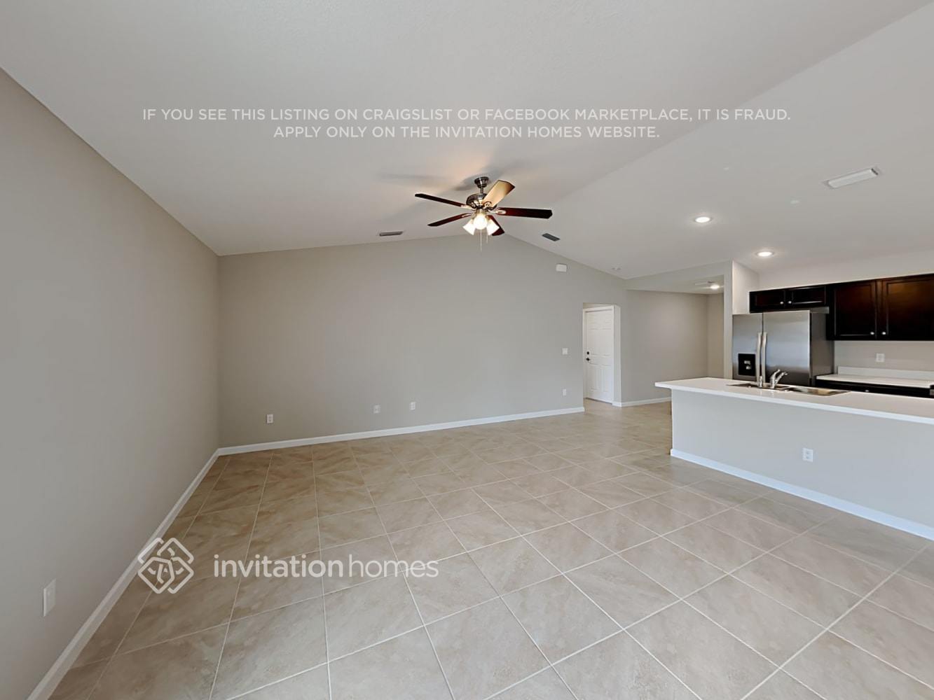 Building Photo - 2541 SE Floresta Dr