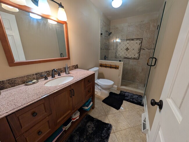 Building Photo - Room in Single Family Home on Ranson Rd