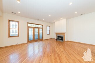Building Photo - 2539 N Southport Ave