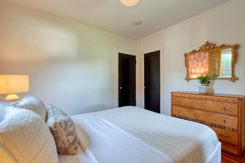 Building Photo - 2215 SE Powell Blvd