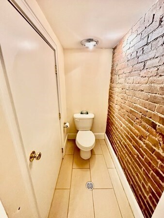 Building Photo - 428 Beacon St
