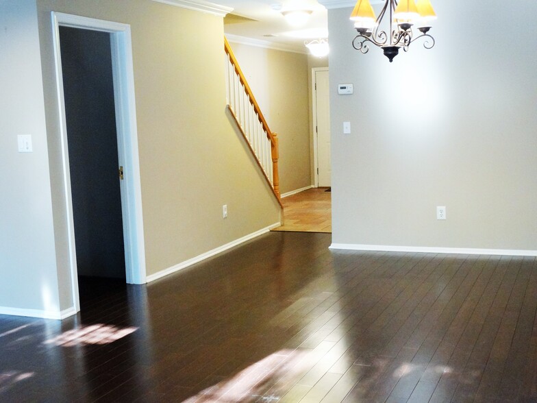 door to basement - 2269 Nash Ct