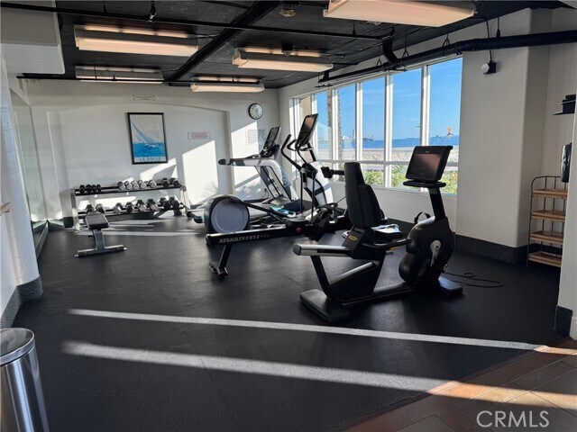 Building Photo - 1400 E Ocean Blvd