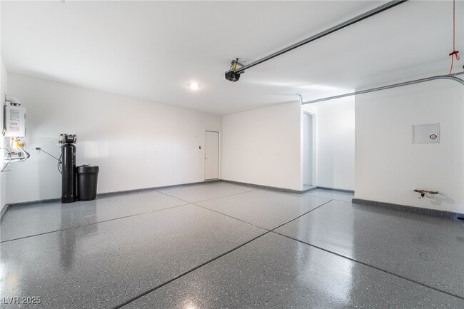 Building Photo - 1480 Marsh Bird St