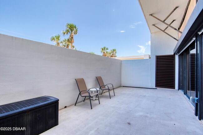 Building Photo - 1601 N Central Ave