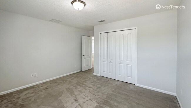 Building Photo - Four Bedrooms in the Heart of Nassau County!