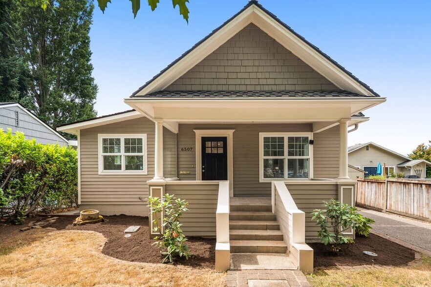 Building Photo - 6507 41st Ave SW