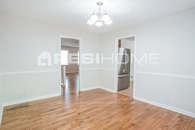 Building Photo - 4895 Timber Ridge Dr