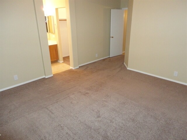 Building Photo - 10657 E Enid Ave