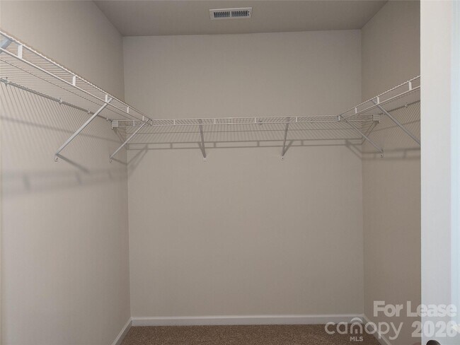 Building Photo - 2109 Allium Dr