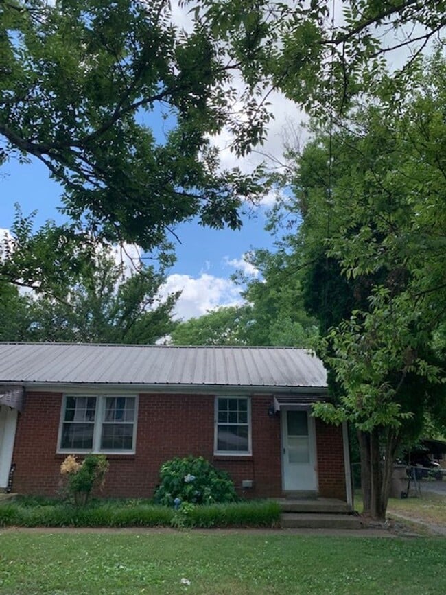 Building Photo - 1226 McAlpine Ave