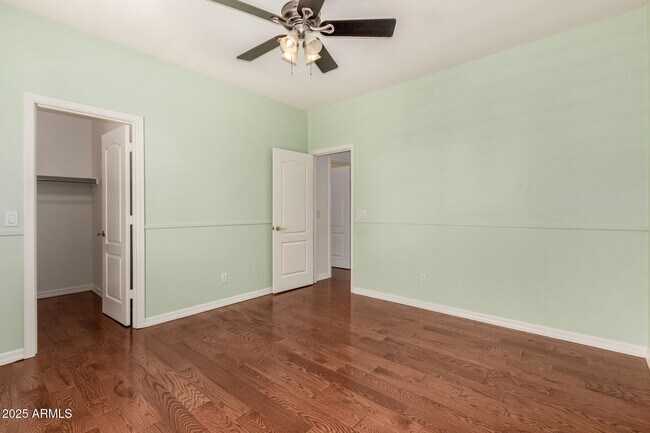 Building Photo - 10573 E Sheena Dr