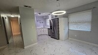 Building Photo - 1809 Garwood Dr
