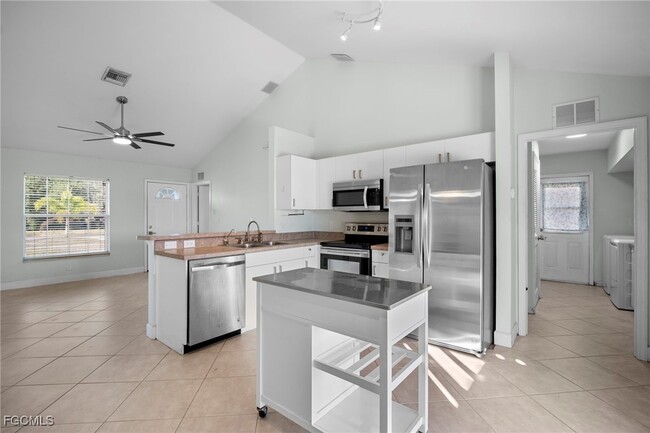 Building Photo - 4080 24th Ave NE