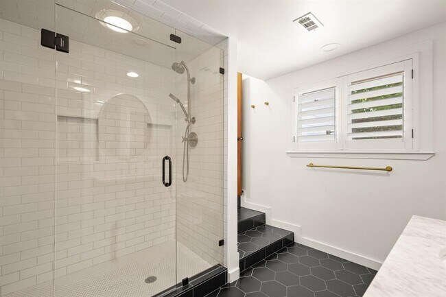 Building Photo - 2505 Tydings Cove