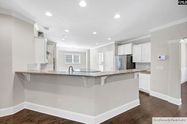 Building Photo - 320 Berlandier Ln