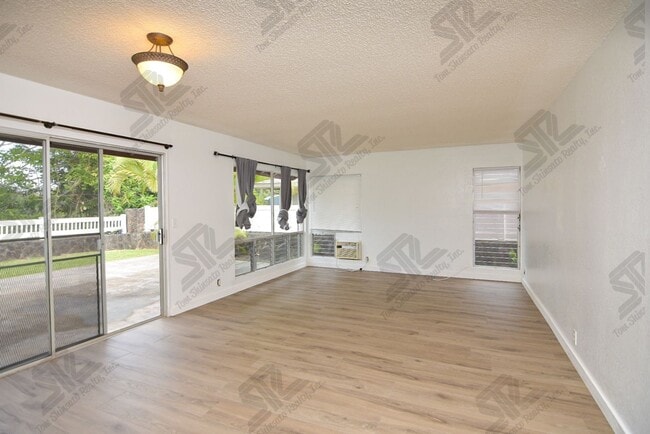 Building Photo - 3BR / 2Bath / 4Pkg - Home in Mililani!