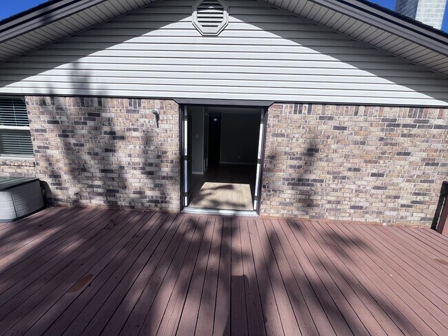 Building Photo - 113 Cornwall Ct