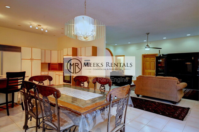 Building Photo - 30 Bridlewood Rd