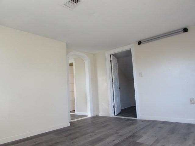 Building Photo - 21 Forest Ave