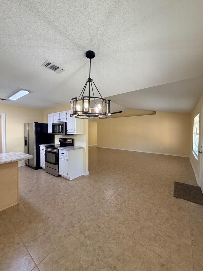 Building Photo - 6952 Cotton Boll Ln