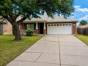 Building Photo - Beautiful 4 bed/2 bath home in Mckinney | Spacious Layout | Private Backyard Retreat