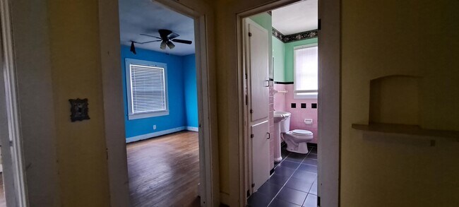 Building Photo - 205 Milner St NE