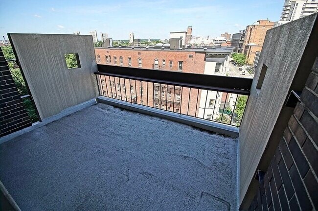 Building Photo - 872 Massachusetts Ave