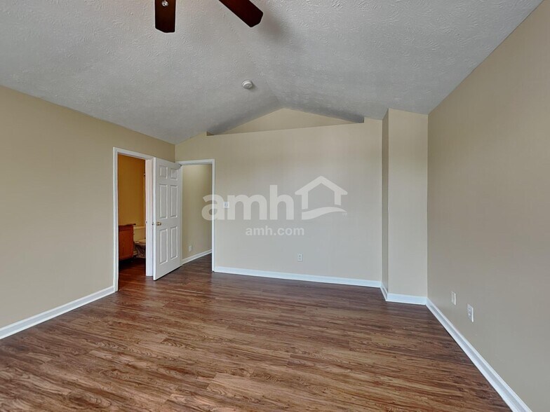 Building Photo - 11540 Glenn Abbey Ln