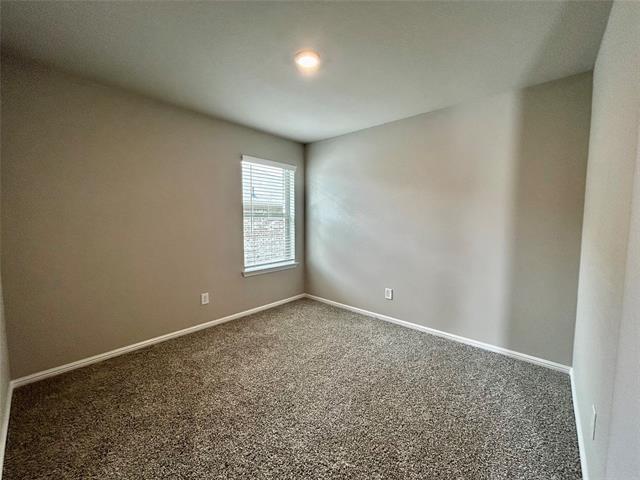 Building Photo - 16432 Severn Ln