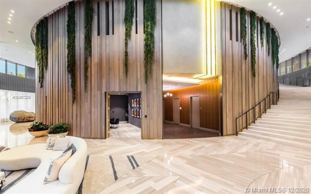 Building Photo - 2831 S Bayshore Dr