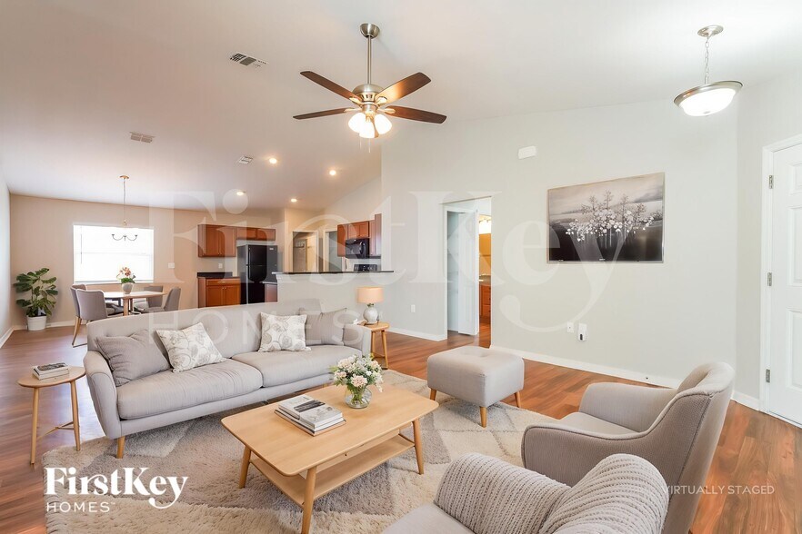 Building Photo - 881 Greenshank Dr