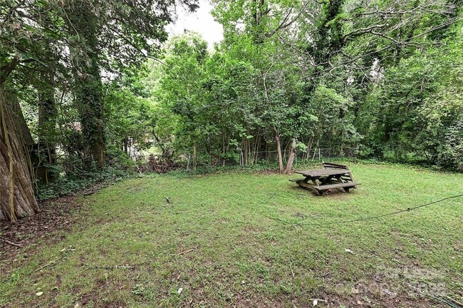 Building Photo - 2256 Kilborne Dr
