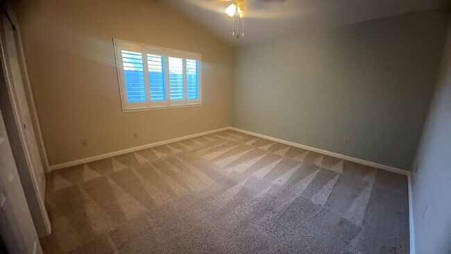 Building Photo - 1617 Cashmere Dr