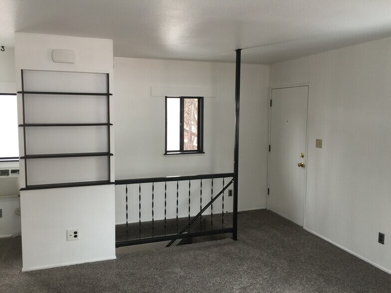 Living Room - 2604 Tremont St