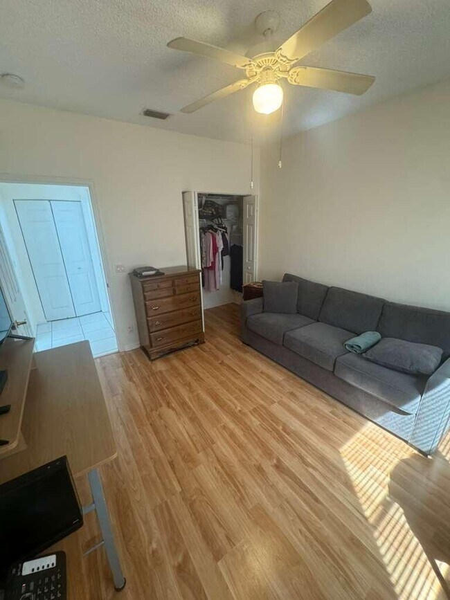 Building Photo - 7874 Laina Ln