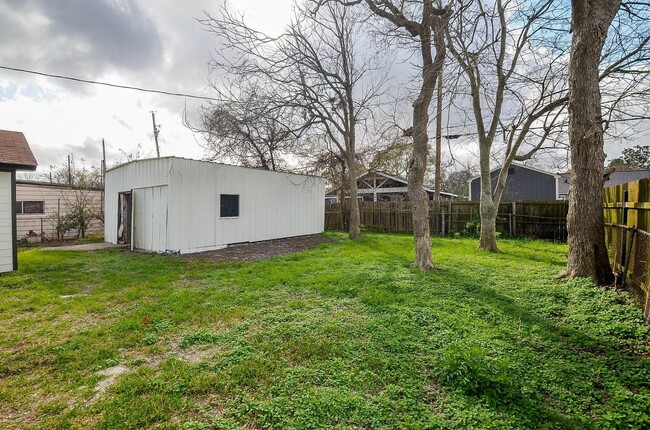 Building Photo - 7424 Stanwick Dr