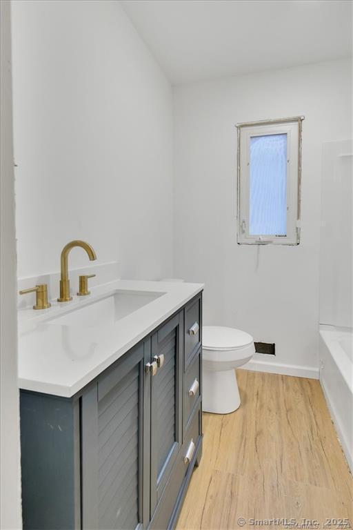 Building Photo - 275 High St