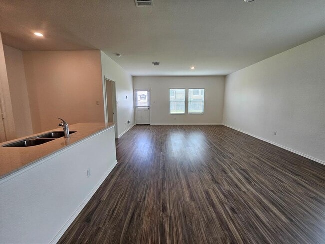 Building Photo - 228 Gabriels Bluff Dr